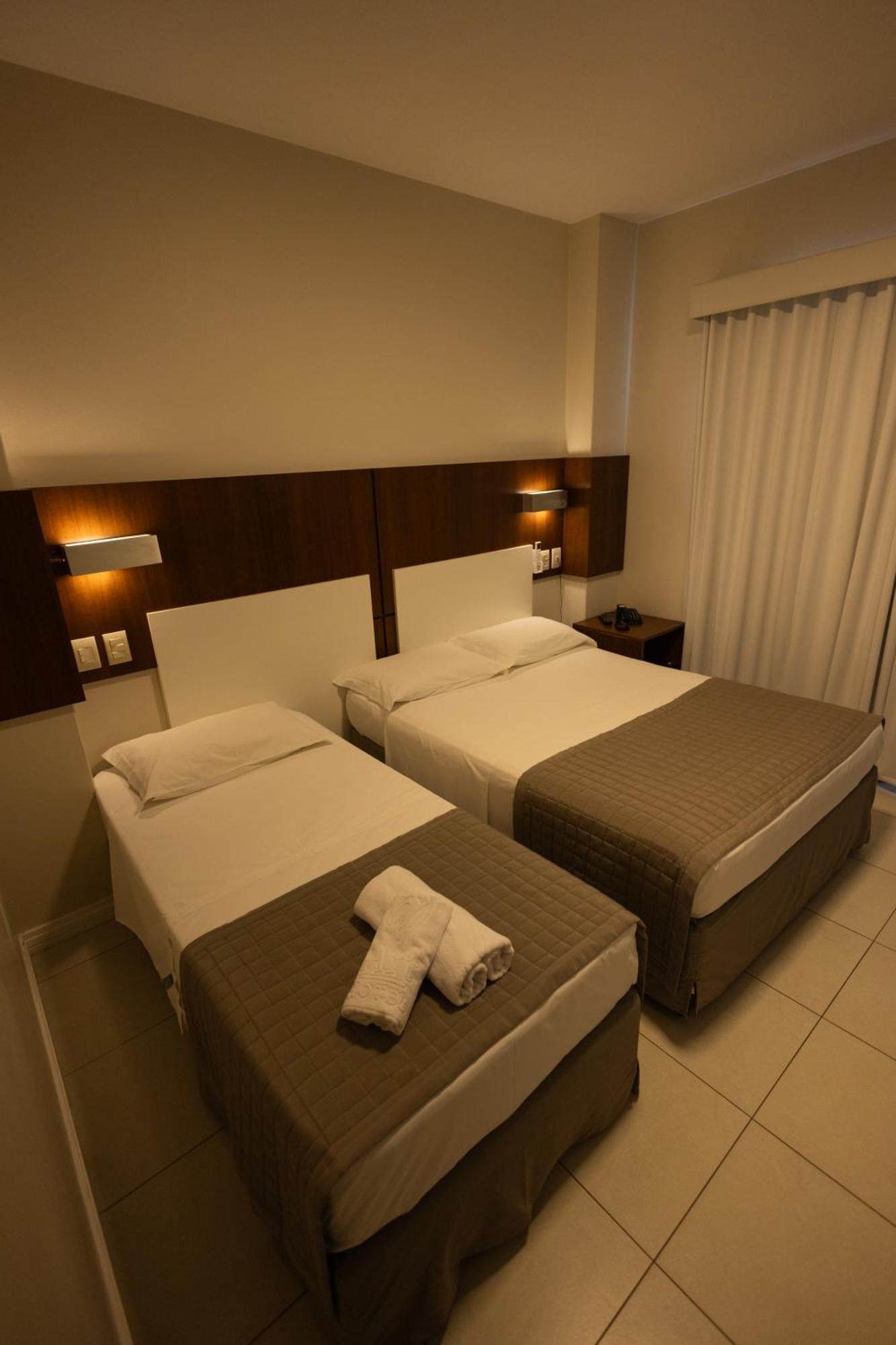 Art Hotel Tubarao Luaran gambar
